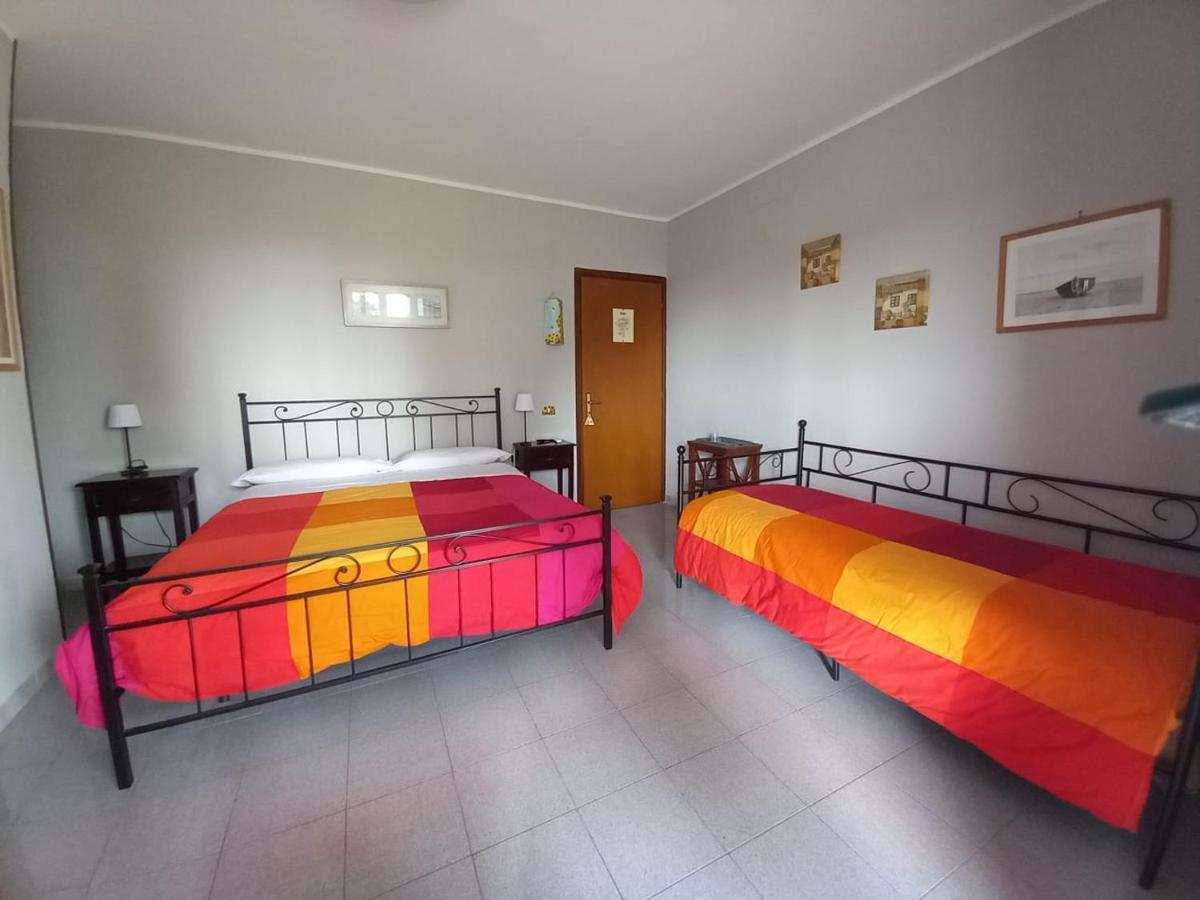 Il Grifo Hotel Sabaudia Luaran gambar